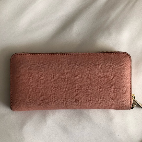Light pink Michael Kors Wallet - Picture 2 of 4